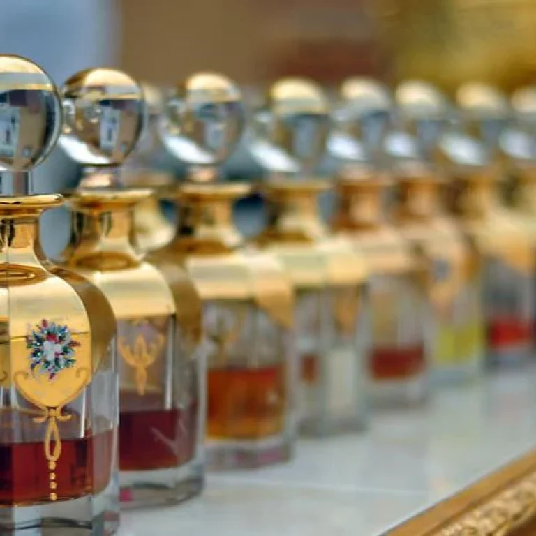 perfumeoilfrontimage_783x478